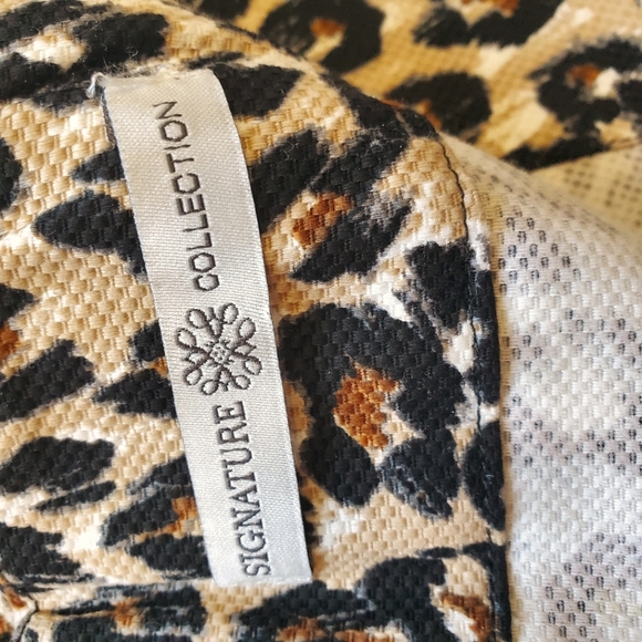 Signature Collection | Cheetah Pencil Skirt | 10 - Picture 4 of 4